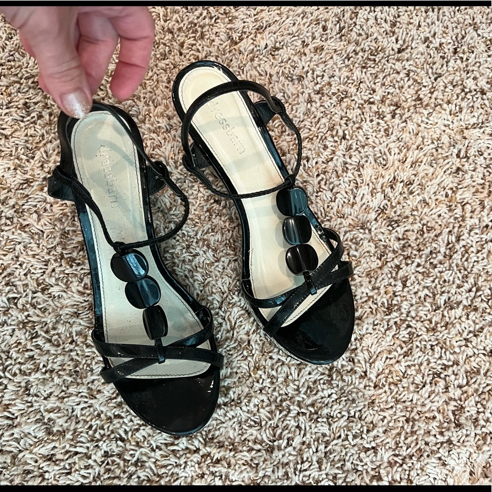 Black wedge heels